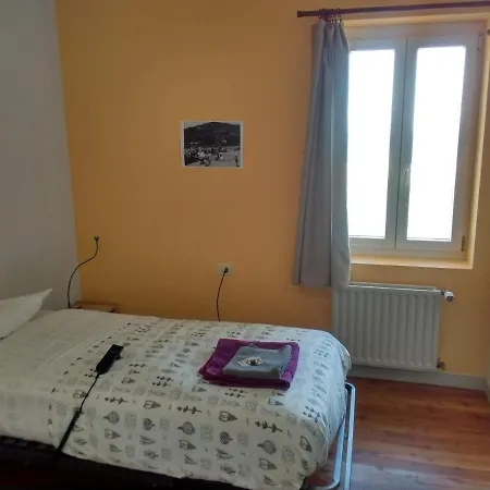 Arrigorri Ostatu Jatetxea 招待所 翁达罗阿